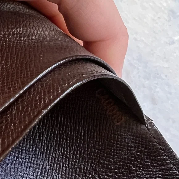 LV wallet - Picture 6 of 13